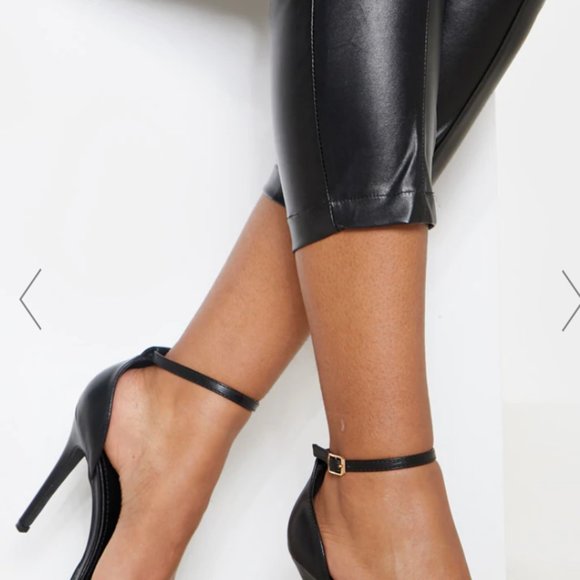 PrettyLittleThing Enna Black Strap Heeled Sandals - Picture 5 of 6